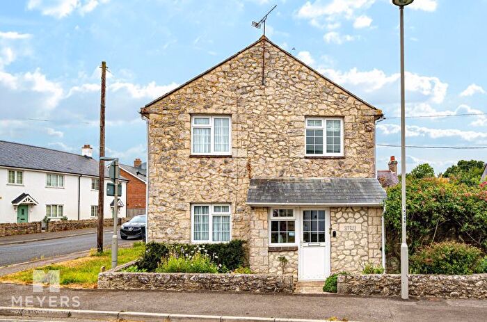 3 Bedroom Detached House For Sale In Main Street, Broadmayne, DT2