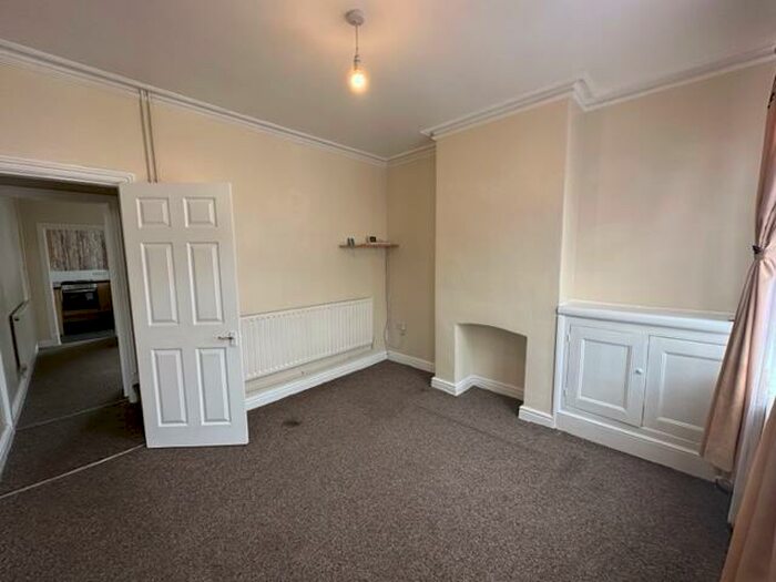 2 Bedroom Terraced House To Rent In Glengate, Wigston, LE18