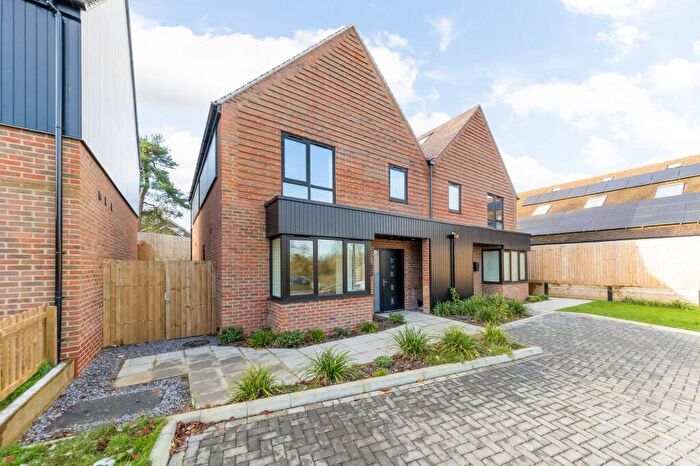 3 Bedroom Semi Detached House For Sale In Park Lane, Stokenchurch, HP14