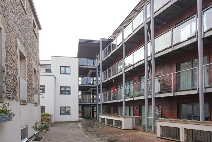 3 Bedroom Flat To Rent In The Old Gaol, Abingdon, OX14