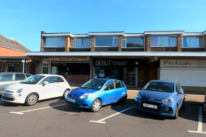 2 Bedroom Flat To Rent In Highlands Road, Fareham, PO15