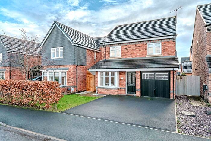 4 Bedroom Detached House For Sale In Pennington Drive, Farington Moss, PR26