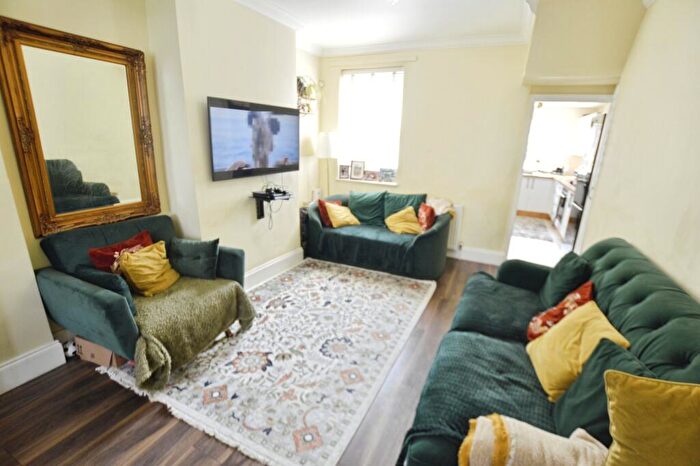 2 Bedroom Terraced House To Rent In Durham Road, Canning Town, London, E16