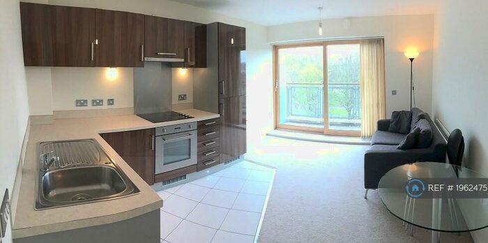 2 Bedroom Flat To Rent In Horizon, Bristol, BS1