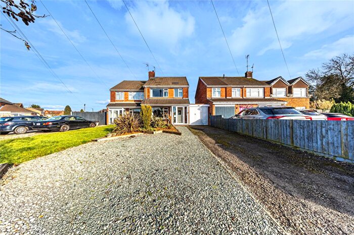 3 Bedroom Semi Detached House For Sale In Atholl Crescent, Nuneaton, Warwickshire, CV10