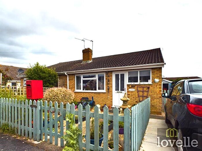 3 Bedroom Semi-Detached Bungalow For Sale In The Strand, Mablethorpe, LN12