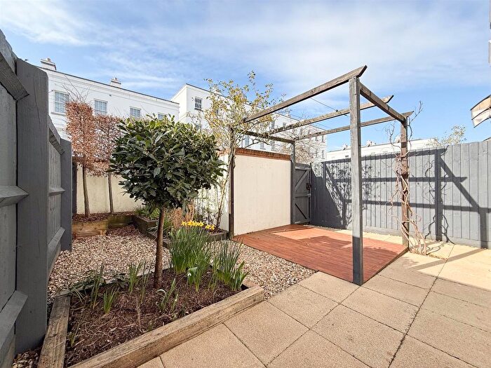 4 Bedroom Terraced House To Rent In Gloucester Place, Cheltenham, GL52