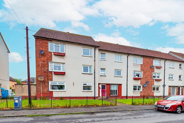 2 Bedroom Flat For Sale In Roseberry Place, Hamilton, ML3