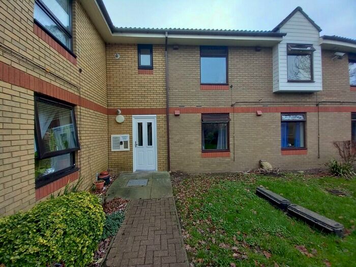 1 Bedroom Flat To Rent In Tait Close, Peterborough, Cambridgeshire, PE1