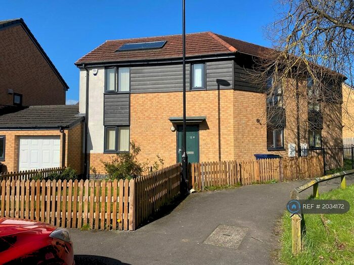 3 Bedroom Semi-Detached House To Rent In Moulton Place, Newcastle Upon Tyne, NE5