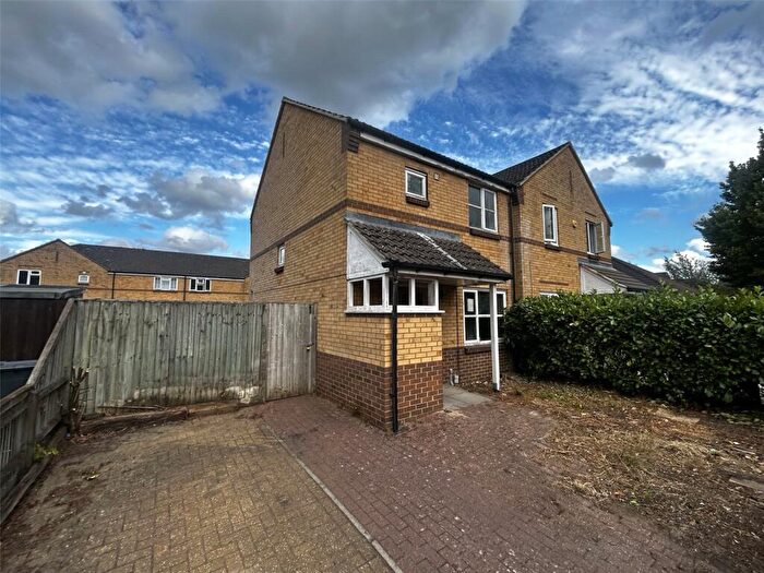 2 Bedroom House For Sale In Managua Close, Caversham, Reading, RG4