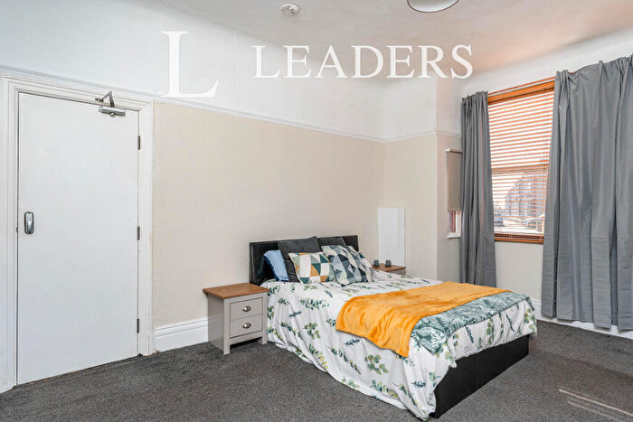 1 Bedroom Terraced House To Rent In Poulton Road, CH44