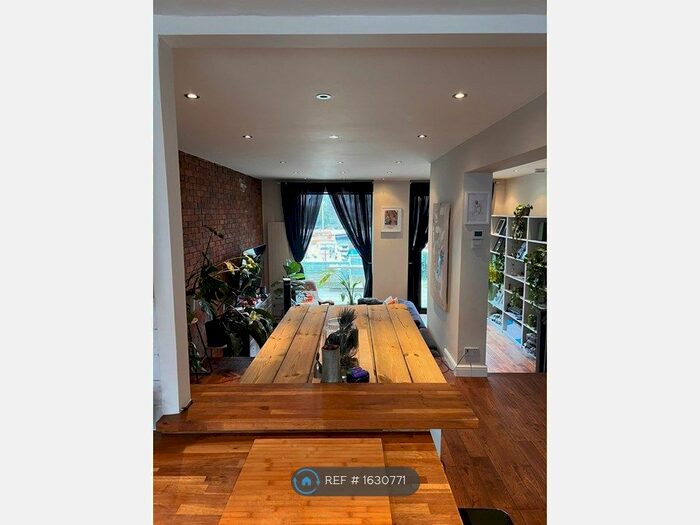 4 Bedroom Terraced House To Rent In Chiswick, Chiswick, W4