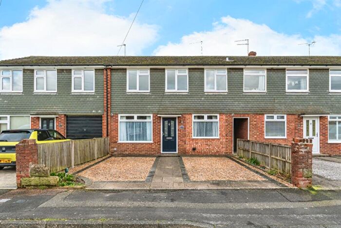 3 Bedroom Terraced House For Sale In Testbourne Road, Totton, Southampton, SO40