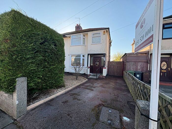 3 Bedroom Semi Detached House For Sale In Rosslyn Avenue, Maghull, L31