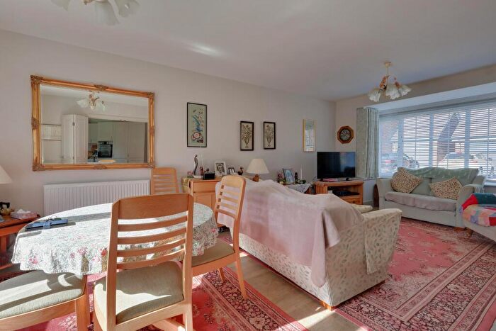 2 Bedroom Semi-Detached Bungalow For Sale In Deerleap Lane, Rowlands Castle, PO9