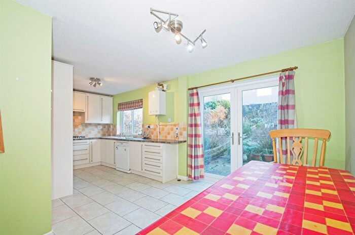 4 Bedroom Detached House For Sale In Rectory Close, Sarn, Bridgend, CF32