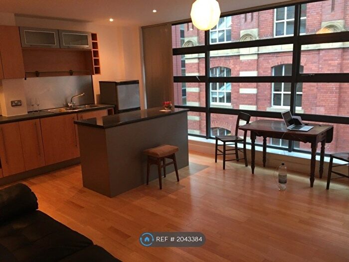 1 Bedroom Flat To Rent In Pickford Street, Manchester, M4
