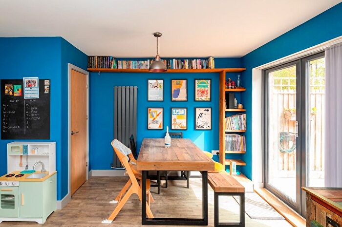4 Bedroom Town House For Sale In Paintworks, Arnos Vale, BS4