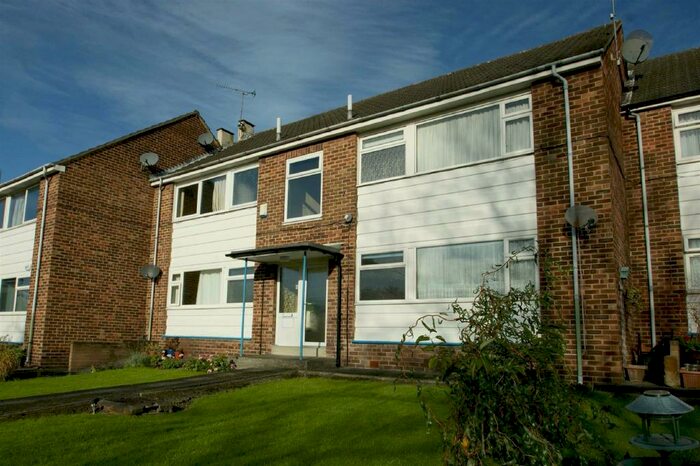 1 Bedroom Flat To Rent In Falkland Court, Moortown, Leeds, LS17