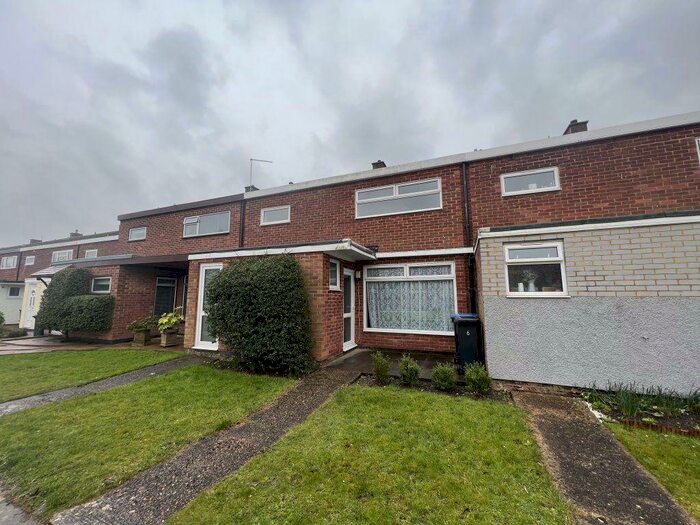 3 Bedroom Property To Rent In Barn Mead, Harlow, Essex, CM18