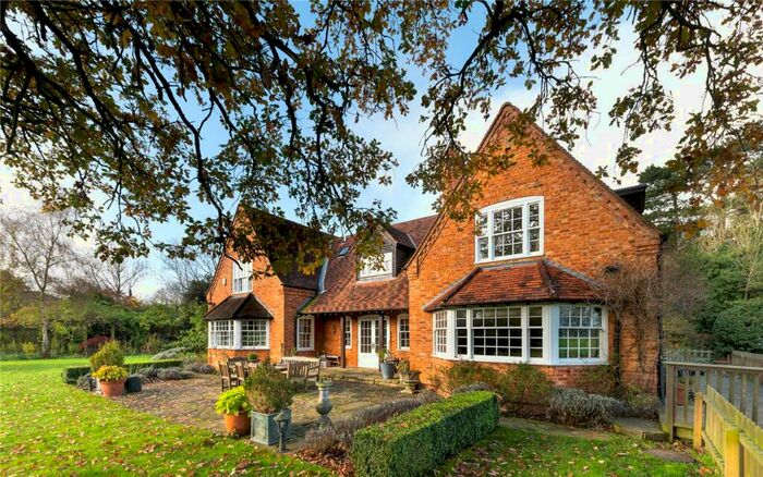 4 Bedroom Detached House For Sale In The Street, Shurlock Row, Reading, Berkshire, RG10