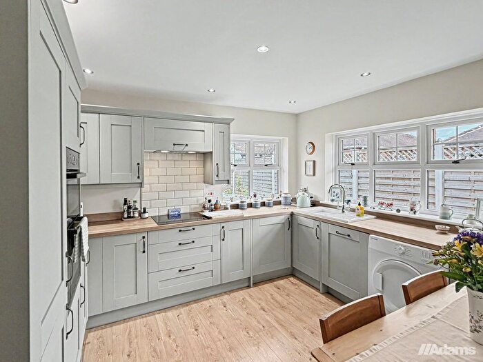 2 Bedroom Semi-Detached Bungalow For Sale In Clincton Close, Widnes, WA8