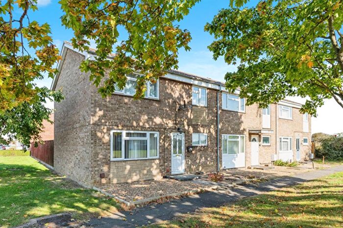 3 Bedroom End Of Terrace House For Sale In Smiths Drive, March, PE15
