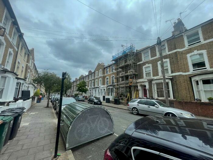 1 Bedroom Flat To Rent In Reighton Road, London, E5