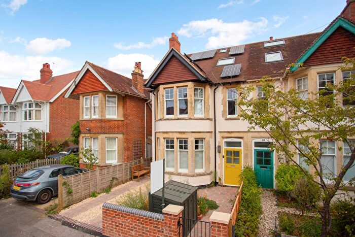 5 Bedroom Semi-Detached House To Rent In Hill Top Road, Oxford, OX4