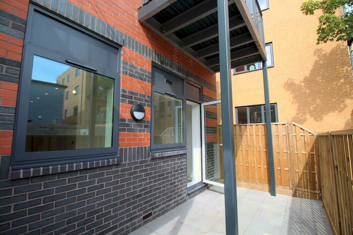 1 Bedroom Apartment To Rent In Marlborough House, Clivemont Road, Maidenhead, SL6