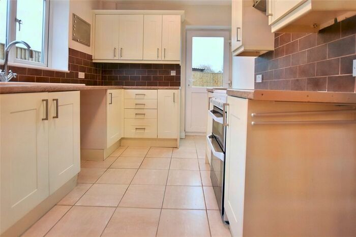 3 Bedroom Semi-Detached House To Rent In Foxhall Road, Didcot, Oxfordshire, OX11