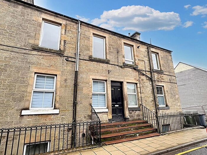 2 Bedroom Flat To Rent In High Street, Langholm, DG13