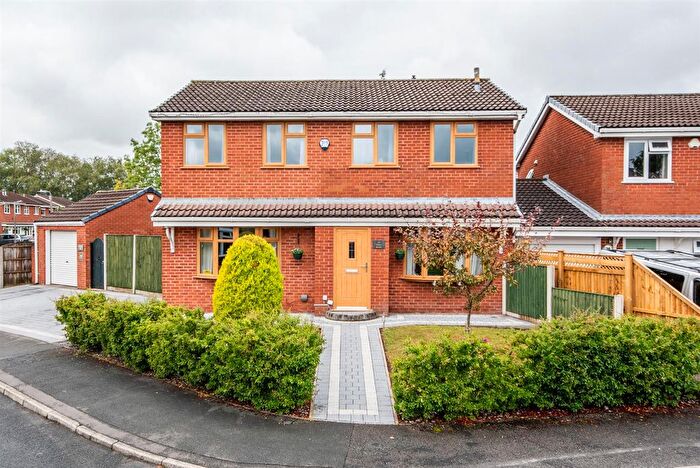 4 Bedroom Detached House For Sale In Hurst Brook, Coppull, Chorley, PR7