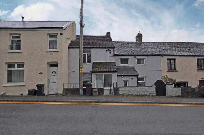 2 Bedroom Cottage To Rent In Cefn Road, Rogerstone, Newport, NP10