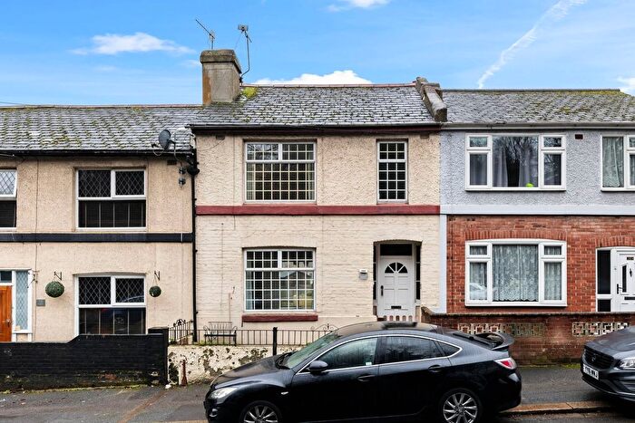 3 Bedroom Terraced House For Sale In Brookfield Avenue, Dover, CT16