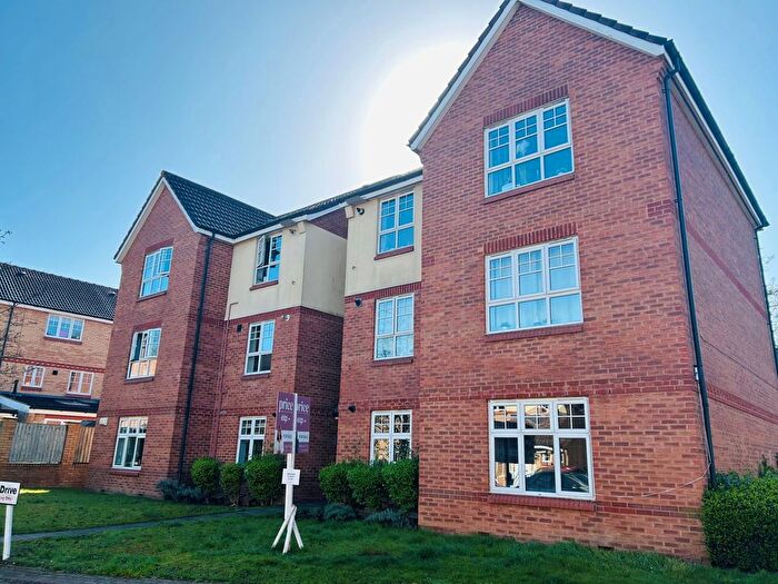 2 Bedroom Flat For Sale In Redbarn Drive, York, YO10