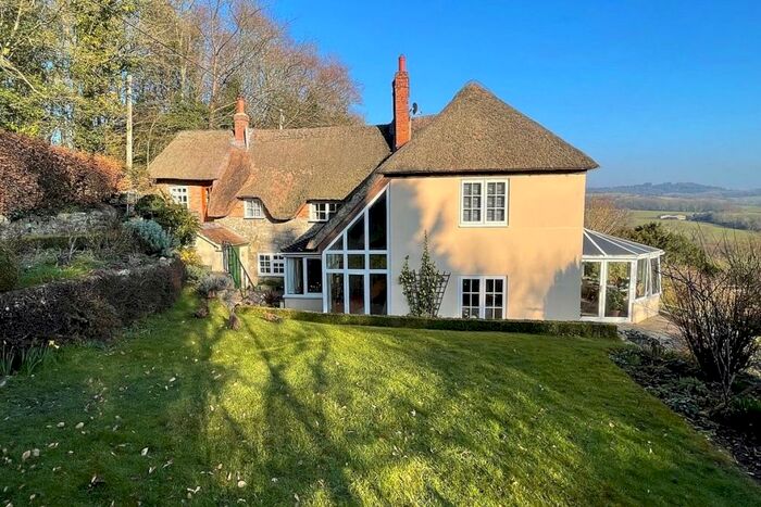 3 Bedroom Link Detached House For Sale In Wise Lane, East Knoyle, Salisbury, SP3