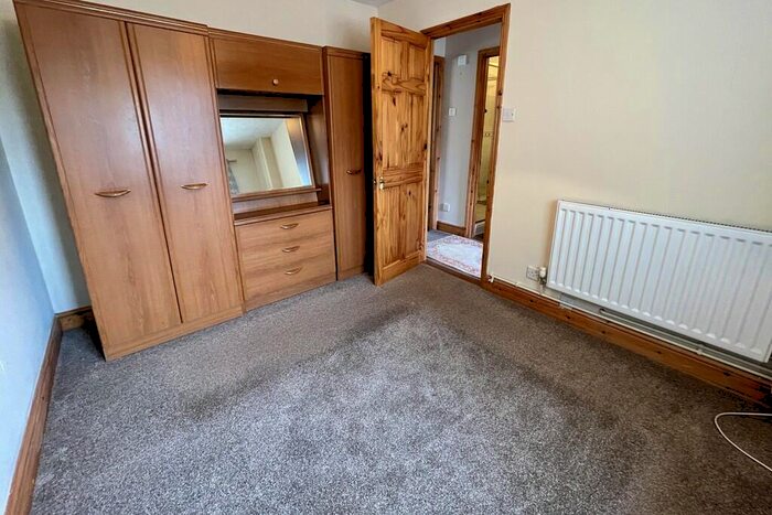1 Bedroom Semi-Detached Bungalow To Rent In Spruce Drive, Brandon, IP27