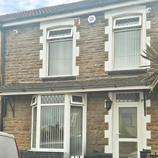 3 Bedroom Property To Rent In School Road, Neath, SA11