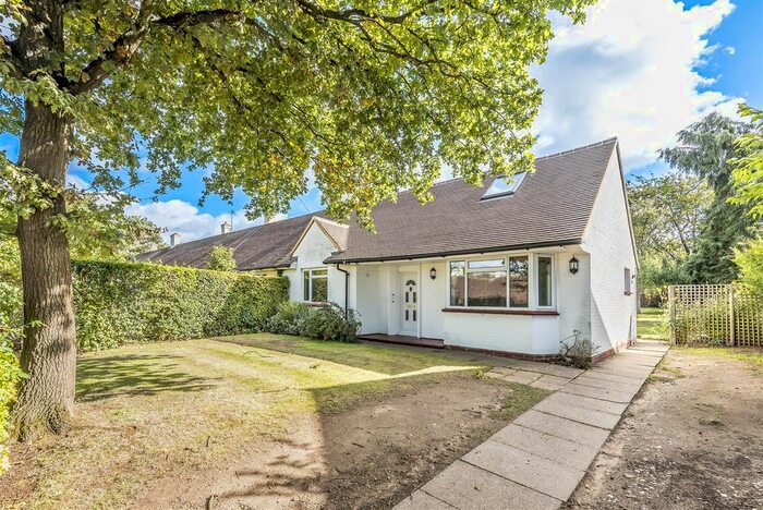 2 Bedroom Bungalow To Rent In Northcote Close, West Horsley, Leatherhead, KT24