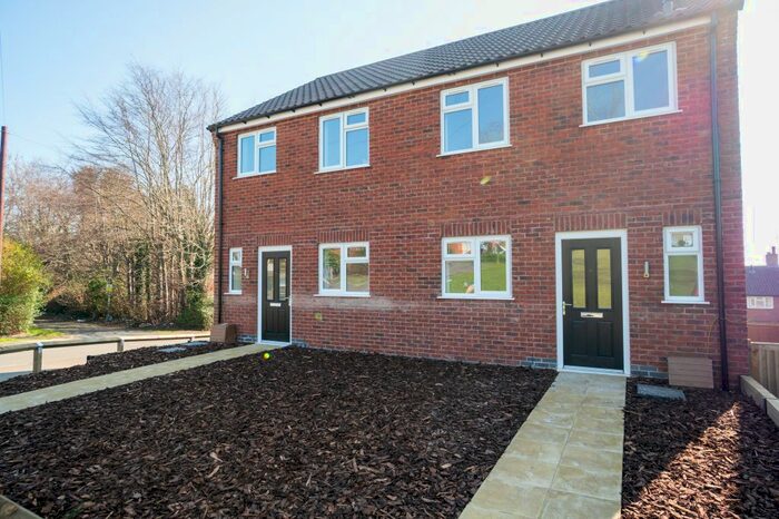 3 Bedroom Semi-Detached House To Rent In Charnwood Drive, Melton Mowbray, LE13