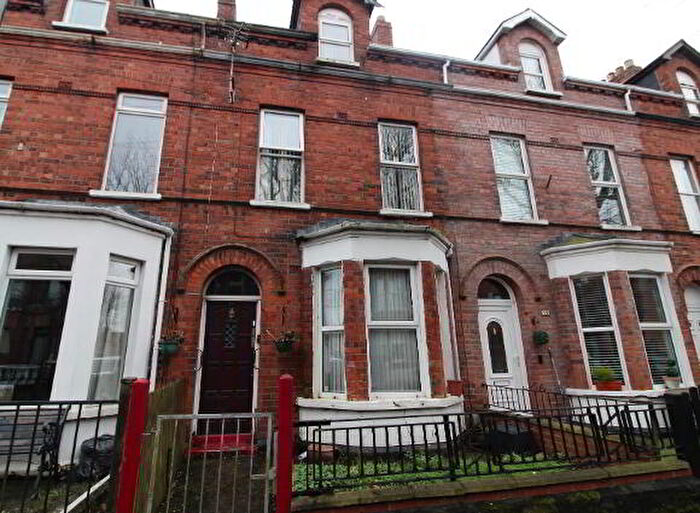 4 Bedroom Mid Terraced House For Sale In Glandore Drive, Belfast, BT15