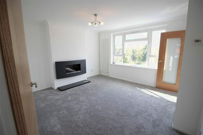 2 Bedroom Maisonette To Rent In Belvedere Road, Bexleyheath, DA7