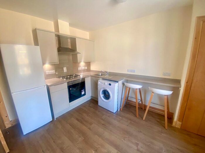 2 Bedroom Flat To Rent In Rosefield Street (Off Blackness Road), Dundee, DD1