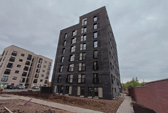 2 Bedroom Flat To Rent In , Armour Street, G31