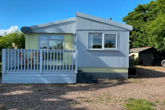 2 Bedroom Cottage To Rent In Teigngrace Road, Newton Abbot, TQ12