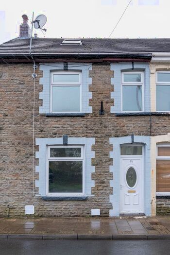 3 Bedroom Terraced House To Rent In Middle Terrace, Stanleytown, Ferndale, CF43