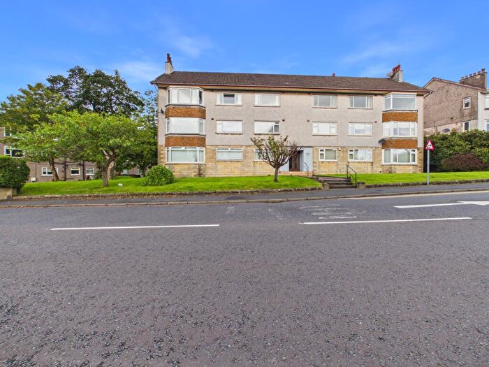 3 Bedroom Flat To Rent In Yerton Brae, West Kilbride, North Ayrshire, KA23