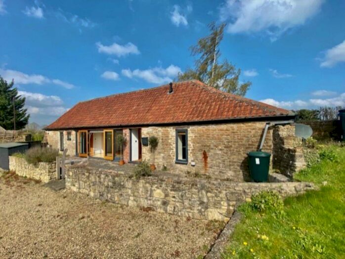 2 Bedroom Barn Conversion To Rent In Beckington, Frome, BA11